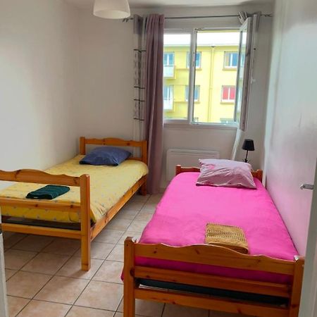 Appartement Balcon, Place De Parking, Centre Ville Βαλένς Εξωτερικό φωτογραφία