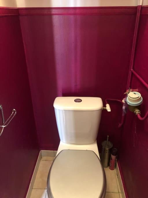 Appartement Balcon, Place De Parking, Centre Ville Βαλένς Εξωτερικό φωτογραφία